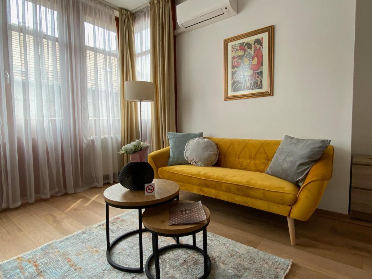 Lovag8 Apartment Budapest Exteriör bild